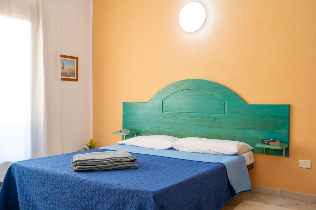 Residence Costa Del Turchese Badesi Extérieur photo
