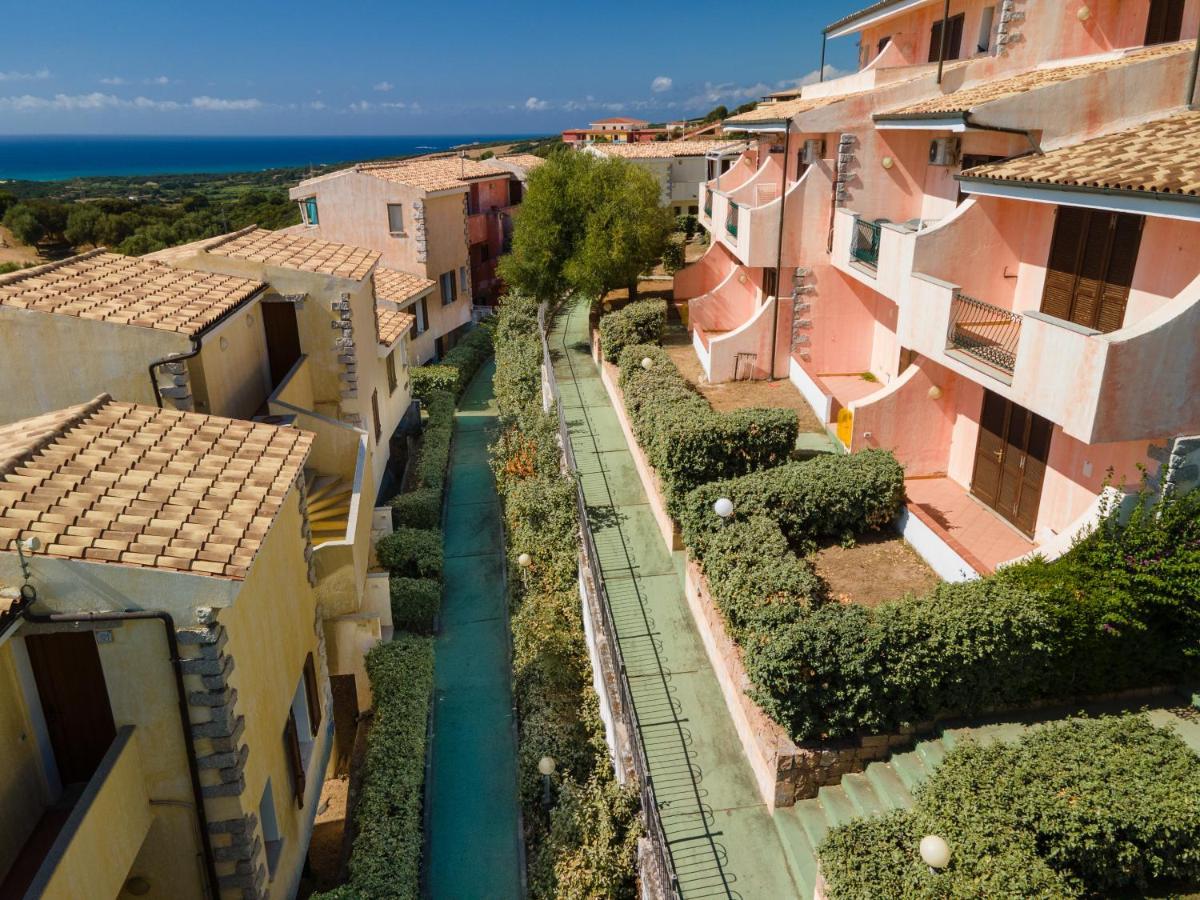 Residence Costa Del Turchese Badesi Extérieur photo